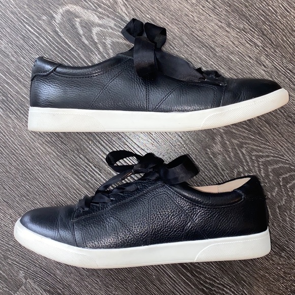 Vionic Women’s Chantelle Lace Up Shoes with Arch - Picture 10 of 15